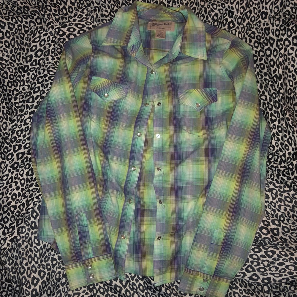 Wrangler plaid button up